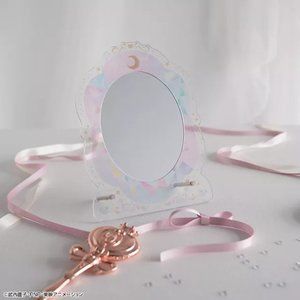 Sailor Moon Dreamy Colors Kuji acrylic mirror stand